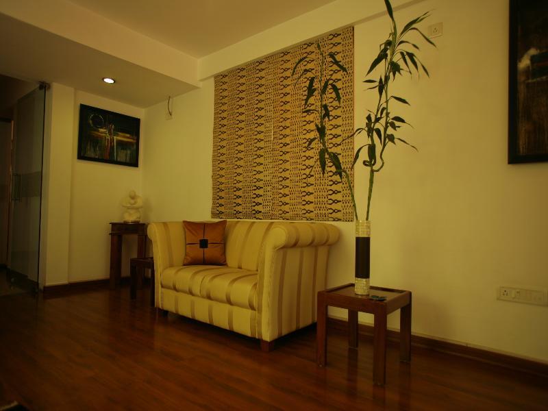 Hotel Justa Off Mg Road Bangalore Exterior foto