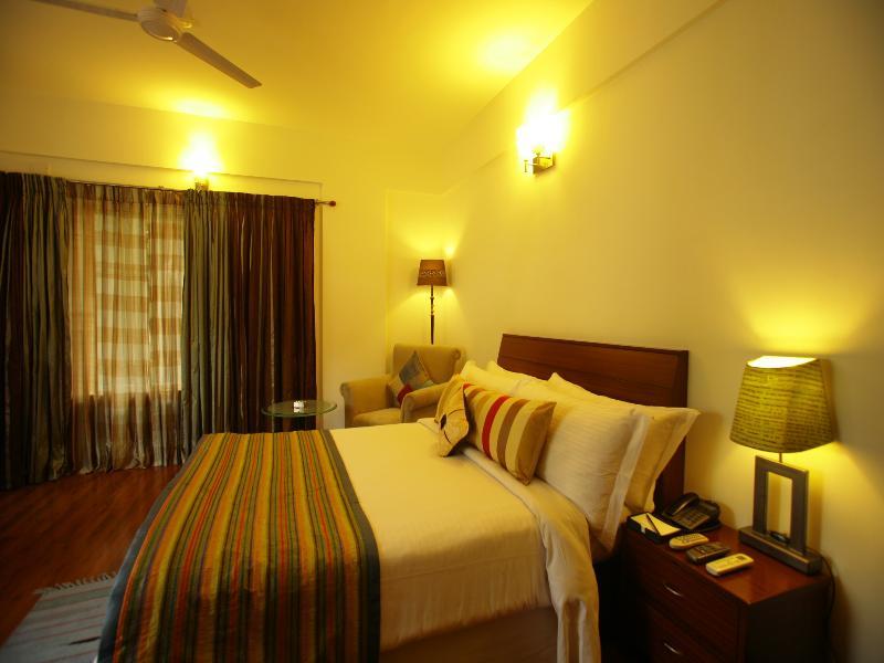 Hotel Justa Off Mg Road Bangalore Exterior foto