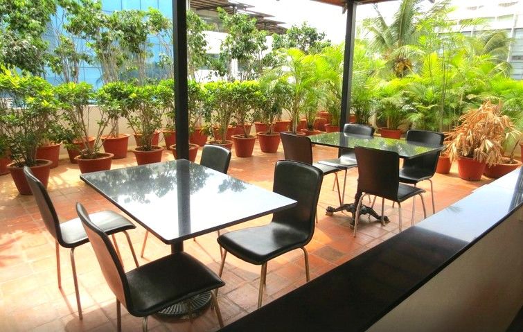Hotel Justa Off Mg Road Bangalore Exterior foto