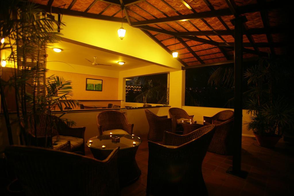 Hotel Justa Off Mg Road Bangalore Exterior foto