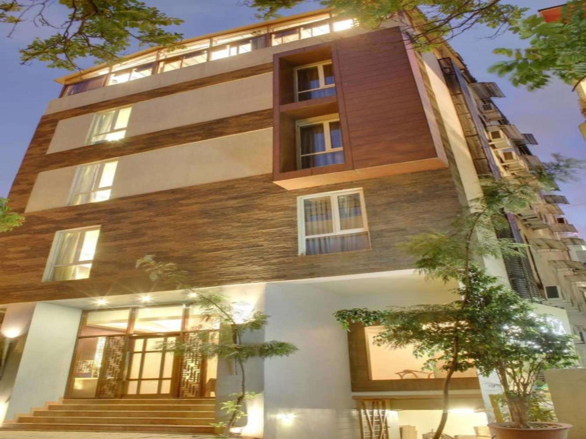 Hotel Justa Off Mg Road Bangalore Exterior foto
